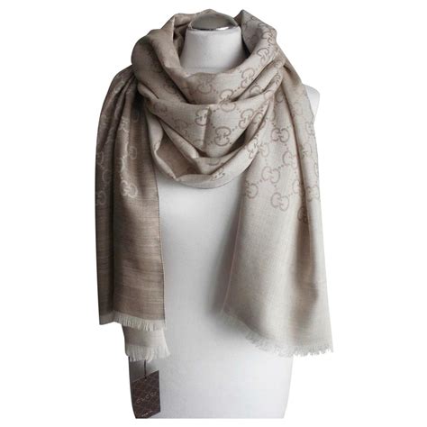 foulard gucci femme beige|Foulards & Écharpes Gucci pour Femme .